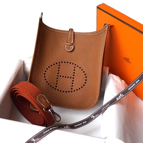 what are hermes handbags.